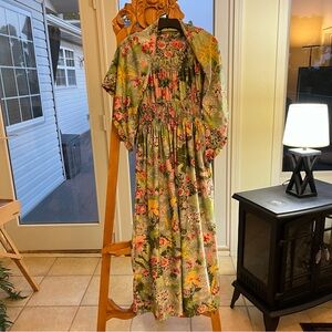 Vintage Off-Shoulder Floral Maxi Dress with Shawl